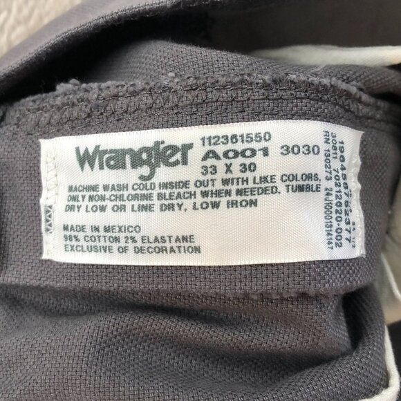 Wrangler Mens Work Pants 33x30 Tough Comfort 47 Regular Fit Straight Leg Casual - Picture 3 of 13